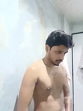 skinnyyyyyyyyy online show from August 1, 2026, 3:39 am
