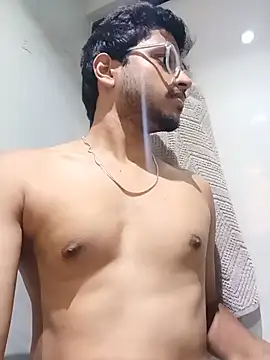 skinnyyyyyyyyy online show from August 8, 2026, 3:41 am