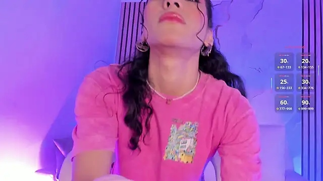 MiaCavallii  online show from October 3, 2025, 3:36 am