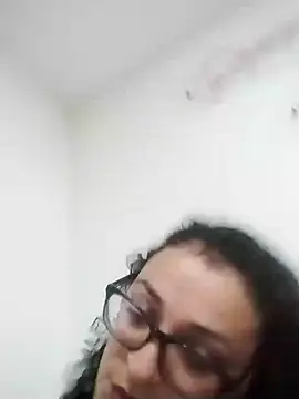 Snapshot of Selenecollins chatting on January 6, 2025, 11:29 am Selenecollins online show from January 6, 2025, 11:29 am
