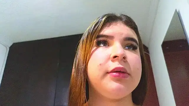 mandy renzon1  online show from February 27, 2025, 3:15 pm