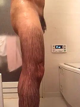 SzkzLing online show from September 17, 2025, 8:43 pm