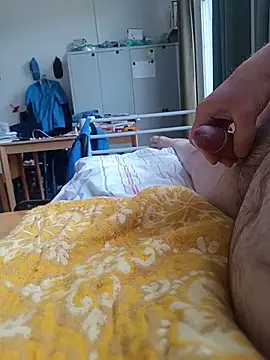 Snapshot of awesome-dirty-dick chatting on June 8, 2026, 6:03 am awesome-dirty-dick online show from June 8, 2026, 6:03 am