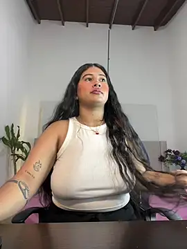 AliceMayer1 online show from February 24, 2025, 5:11 am
