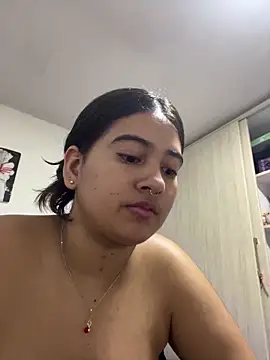 AliceMayer1 online show from March 4, 2025, 8:49 pm