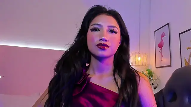 Snapshot of naomiii__ chatting on October 6, 2025, 12:13 pm naomiii   online show from October 6, 2025, 12:13 pm