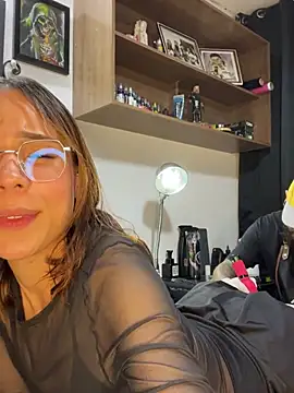 Snapshot of CaroSainz chatting on January 10, 2025, 11:50 pm CaroSainz online show from January 10, 2025, 11:50 pm