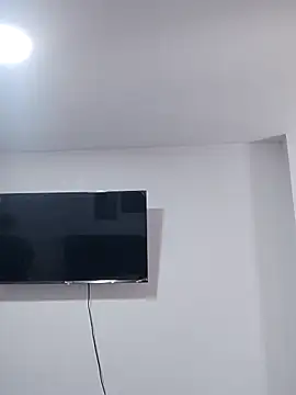 Snapshot of _Prinscarlet_ chatting on February 17, 2026, 7:53 pm Prinscarlet online show from February 17, 2026, 7:53 pm