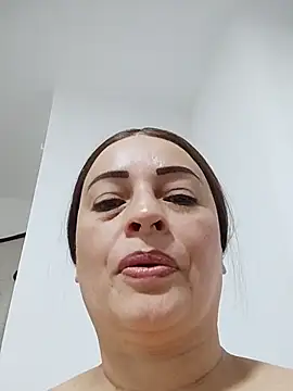 Snapshot of _Prinscarlet_ chatting on February 26, 2026, 2:54 am Prinscarlet online show from February 26, 2026, 2:54 am