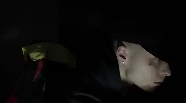 Snapshot of Antik chatting on January 18, 2025, 1:19 am Antik online show from January 18, 2025, 1:19 am