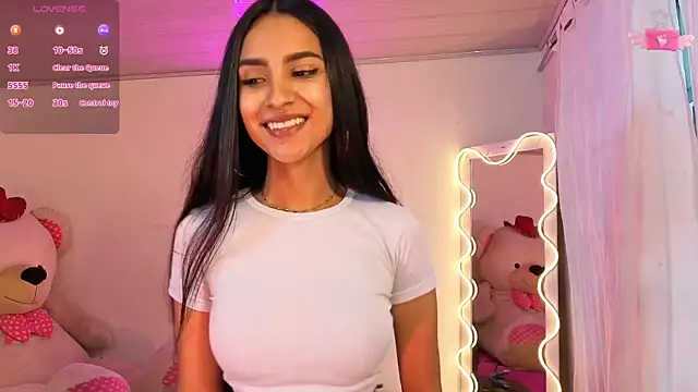 Snapshot of Jazmin_tay chatting on October 7, 2025, 11:51 am Jazmin tay online show from October 7, 2025, 11:51 am