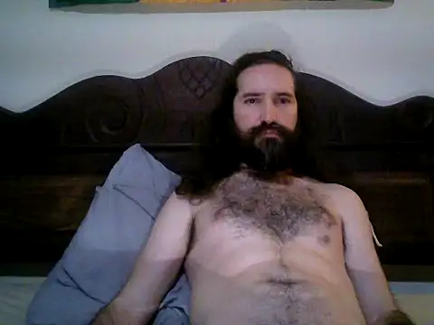 Snapshot of B3ard1991 chatting on April 14, 2026, 4:07 am B3ard1991 online show from April 14, 2026, 4:07 am