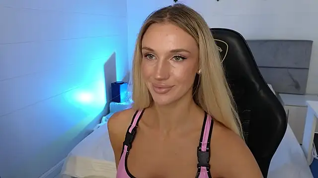 Megan Kira online show from June 29, 2026, 7:58 am