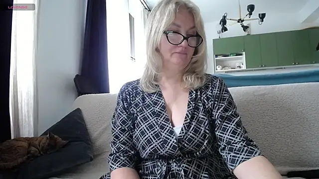 Blond Woman online show from January 27, 2025, 11:32 am