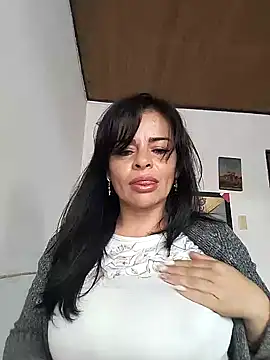 NATHALIA-28  online show from January 6, 2025, 4:44 pm