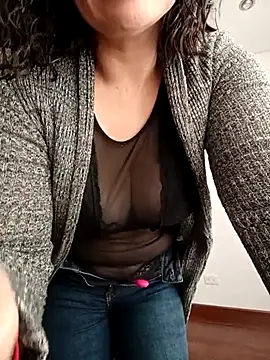 Snapshot of NATHALIA-28_ chatting on September 14, 2025, 12:15 pm NATHALIA-28  online show from September 14, 2025, 12:15 pm