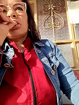 Snapshot of NATHALIA-28_ chatting on September 16, 2025, 12:06 pm NATHALIA-28  online show from September 16, 2025, 12:06 pm