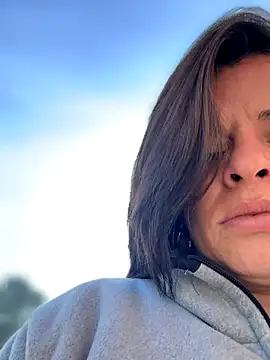 Snapshot of NATHALIA-28_ chatting on October 15, 2025, 12:05 pm NATHALIA-28  online show from October 15, 2025, 12:05 pm