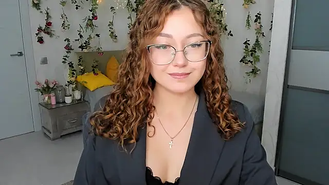 SereneFlame online show from October 19, 2025, 4:07 pm