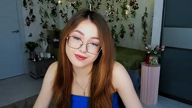 Snapshot of SereneFlame chatting on June 16, 2026, 10:18 am SereneFlame online show from June 16, 2026, 10:18 am