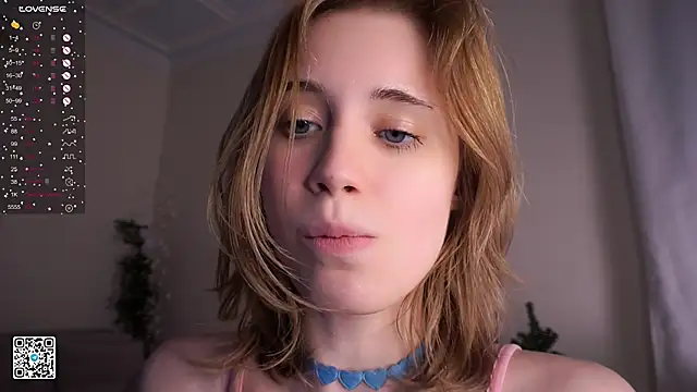 Snapshot of KeeleyCreswell chatting on January 14, 2025, 1:28 pm KeeleyCreswell online show from January 14, 2025, 1:28 pm