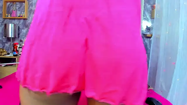 EMMAPARISS online show from February 2, 2025, 2:13 pm