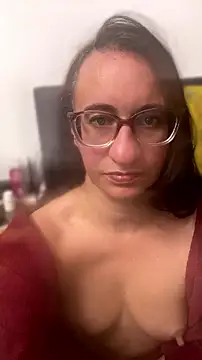 gloria7v05 online show from July 5, 2026, 1:56 am
