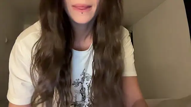 Snapshot of ur_molly chatting on September 28, 2025, 12:54 pm ur molly online show from September 28, 2025, 12:54 pm