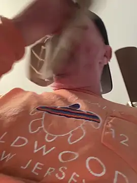 Snapshot of masterjerseyjoe chatting on February 14, 2025, 2:23 pm masterjerseyjoe online show from February 14, 2025, 2:23 pm