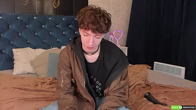 TrevorBenson online show from September 13, 2025, 6:18 pm