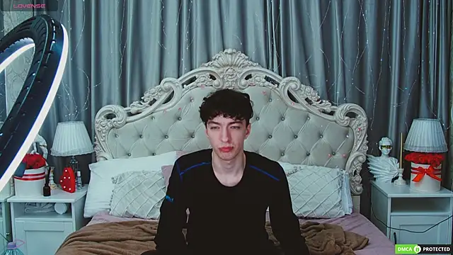 TrevorBenson online show from September 20, 2025, 6:09 pm