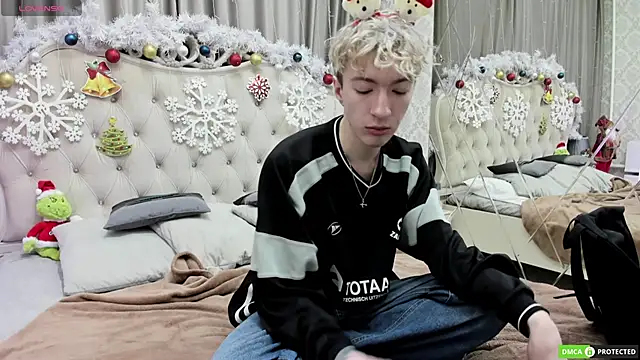 TrevorBenson online show from December 21, 2025, 4:41 am