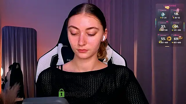 lady curls online show from November 23, 2025, 10:09 pm