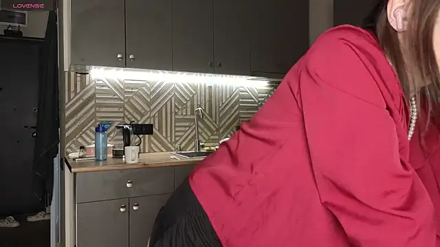 Snapshot of hoshina_sayeri chatting on September 24, 2025, 5:38 pm hoshina sayeri online show from September 24, 2025, 5:38 pm