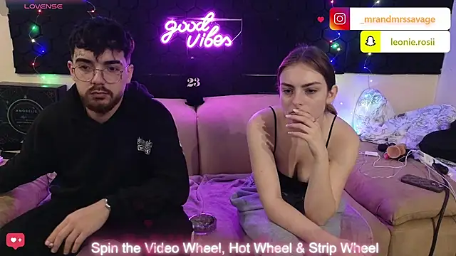 MrAndMrsSavage online show from December 23, 2024, 10:33 pm