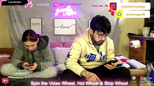 MrAndMrsSavage online show from January 23, 2025, 1:51 am