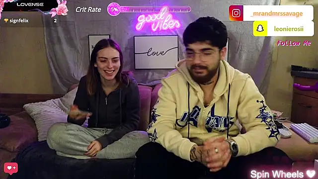 MrAndMrsSavage online show from January 29, 2025, 11:04 pm