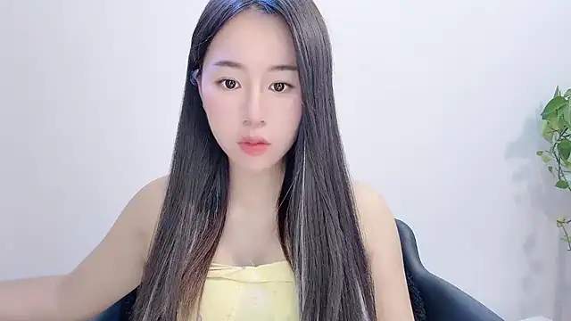 chloe-01 online show from January 19, 2026, 4:49 am