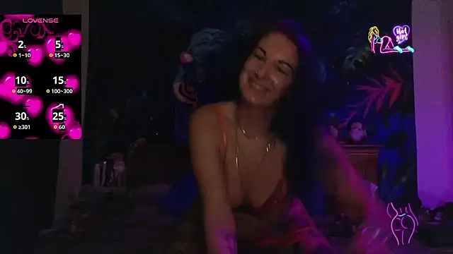 tattoomilf86 online show from February 4, 2026, 8:03 pm