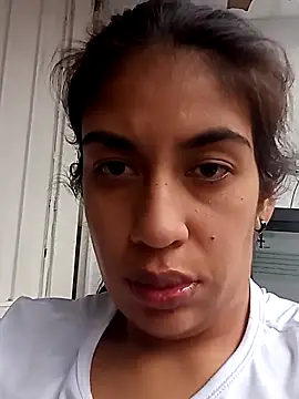 Snapshot of Anamaria-24 chatting on May 5, 2026, 7:22 pm Anamaria-24 online show from May 5, 2026, 7:22 pm