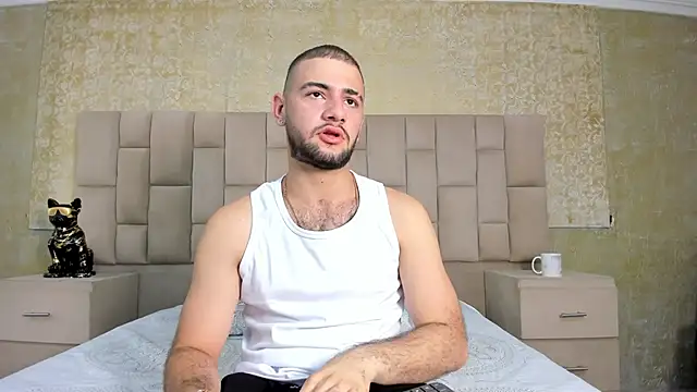 MaximusDick1  online show from November 8, 2025, 4:45 am