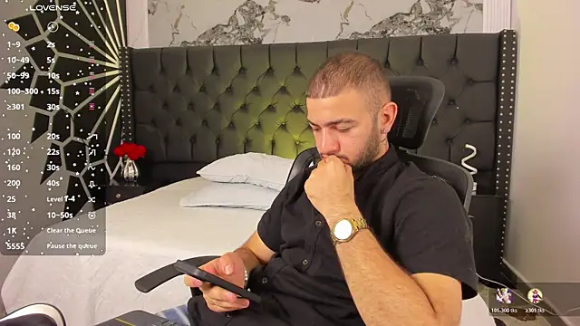MaximusDick1  online show from June 1, 2026, 12:51 pm
