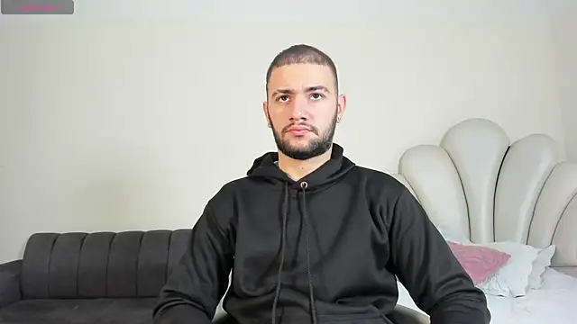 MaximusDick1  online show from June 22, 2026, 11:40 am