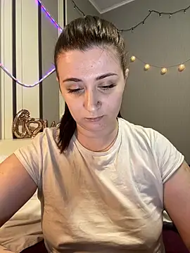 Jadelli online show from February 27, 2025, 5:15 pm