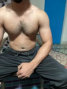 mrweapon7 online show from December 13, 2024, 2:49 pm
