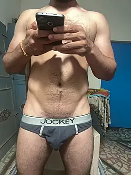 mrweapon7 online show from February 4, 2025, 1:38 pm