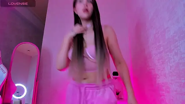 MaryShiotta online show from January 29, 2025, 2:32 pm