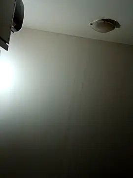 Virgin Pussy Love online show from March 27, 2026, 4:40 pm