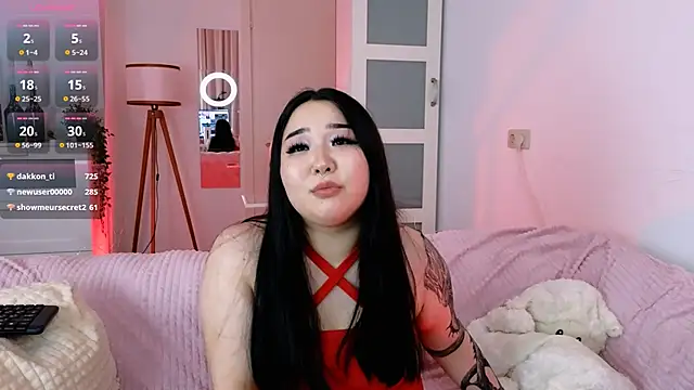 mei honey  online show from December 25, 2024, 8:40 am