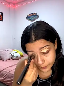 Sophie  Carter  online show from October 28, 2025, 6:06 am